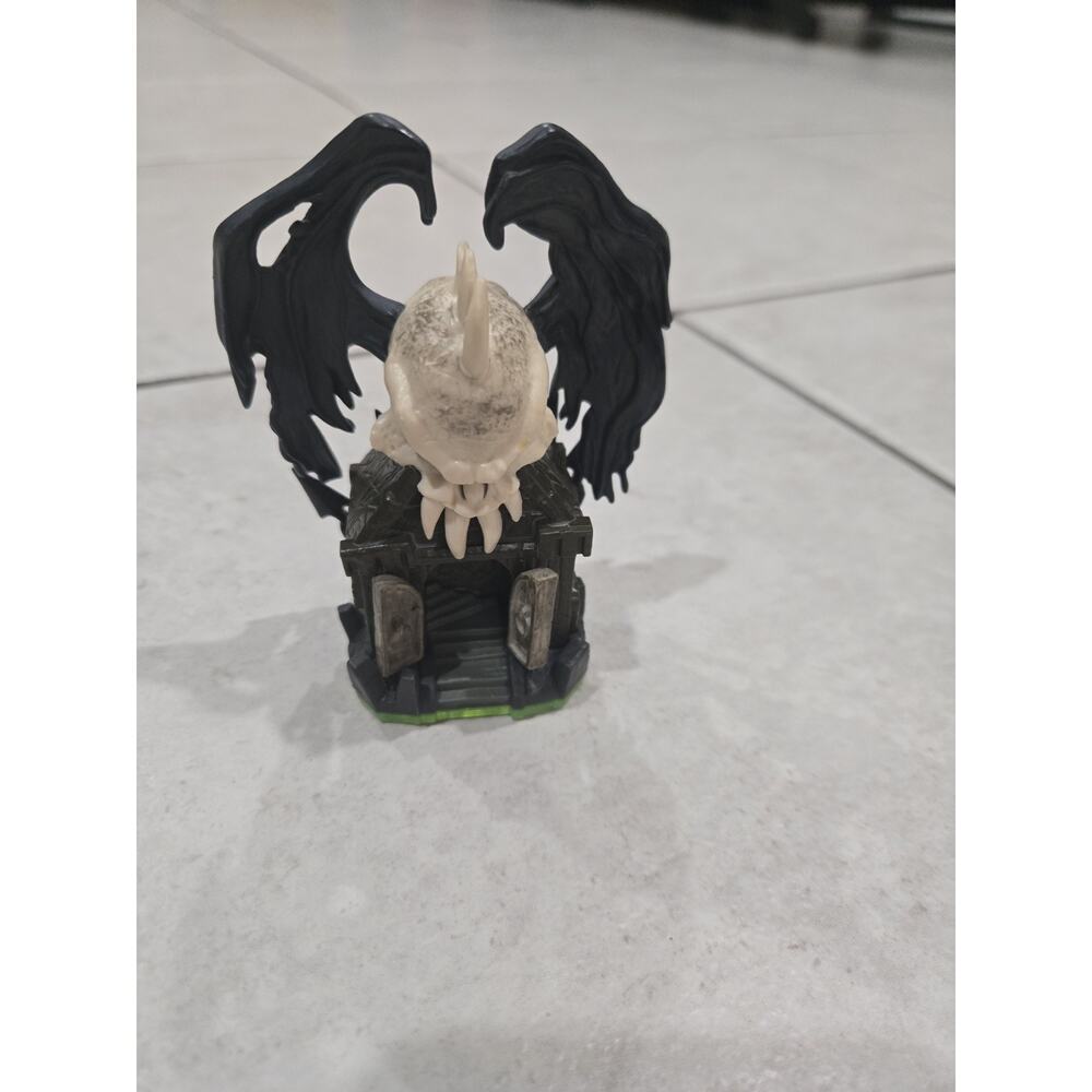 Skylanders Spyro's Adventure Darklight Crypt Figure